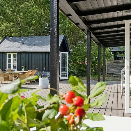 Summer Oasis With 150 Meters To